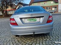 używany Mercedes C200 2.1dm 136KM 2010r. 325 602km