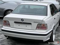 Używany BMW 320 1991 Biały Sedan/Limuzyna