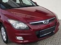 Używany Hyundai i30 90 KM (66 kW) 2009 Bordowy Sedan/Limuzyna