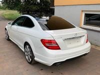 Używany Mercedes 250 2011 Biały Coupe