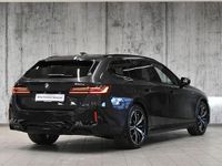 Używany BMW 520 Comfort Edition 197 KM (144 kW) 2025 Szary sophisto z brylantowym połyskiem metalizowany Kombi