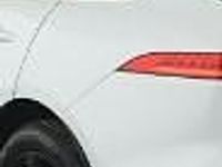 Używany Jaguar F-Pace R-Sport 180 KM (132 kW) 2016 Biały (metalik) SUV