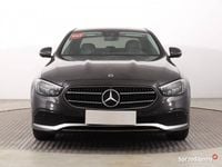 Używany Mercedes E220 2022 Czarny Sedan/Limuzyna