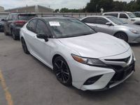 używany Toyota Camry 2019, 2.5L, po gradobiciu