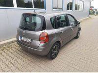 Używany Renault Modus 75 KM (55 kW) 2010 Inny Minivan