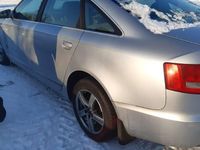 używany Audi A6 C6 3.2 benzyna sprowadzony na części.