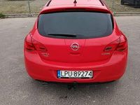 Używany Opel Astra 2010 Czerwony Hatchback