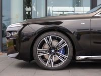 używany BMW i7 xDrive60 Limuzyna