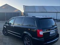Używany Chrysler Town & Country 2016 Czarny Minivan
