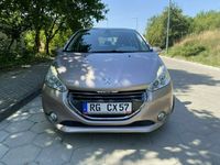 używany Peugeot 208 208 IAllure Opłacony Benzyna