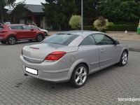 używany Opel Astra Cabriolet H 1.9 CDTI 150KM klimatyzacja