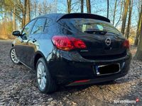 Używany Opel Astra 2010 Czarny Hatchback