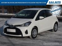 Używany Toyota Yaris 69 KM (50 kW) 2015 Biały Hatchback