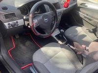Używany Opel Astra 105 KM (77 kW) 2005