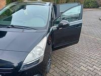 używany Peugeot 5008 2013r, 1.6 HDi 5 osobowy.