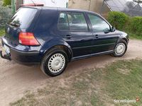 używany VW Golf IV 1.6benzyna, 207 tyś km hak, opłaty na rok