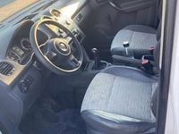 Używany VW Caddy 102 KM (75 kW) 2012 Minivan
