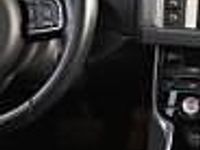 Używany Jaguar XF 180 KM (132 kW) 2015 Czerwony Sedan/Limuzyna