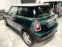 używany Mini Cooper 1.6dm 120KM 2008r. 170 000km