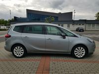 używany Opel Zafira 1.6dm 170KM 2014r. 130 000km