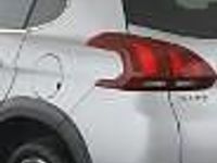 używany Peugeot 2008 1.2dm 110KM 2019r. 84 632km