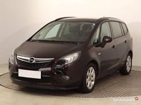 Używany Opel Zafira Tourer 2015 Czarny Minivan