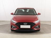 Używany Hyundai i30 120 KM (88 kW) 2022 Bordowy Hatchback