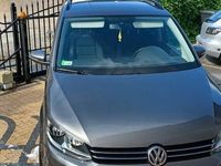 Używany VW Touran 140 KM (102 kW) 2011 Szary Minivan