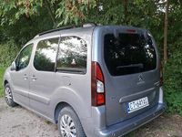 Używany Peugeot Partner Tepee 2016 Srebrny Minivan