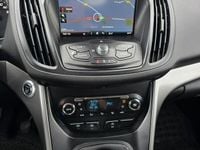 Używany Ford Kuga 150 KM (110 kW) 2016 Biały (metalik) SUV