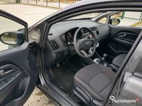 używany Kia Rio 1.2 benzyna niski przebieg 27533 jak nowy
