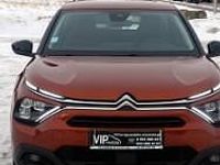 Używany Citroën e-C4 100 kW (136 KM) 2023 Pomarańczowy Hatchback