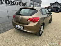 używany Opel Astra 1.4dm 140KM 2012r. 142 000km