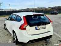 używany Volvo V60 V60 D2 88KW POLAR+ DYNAMIC GEARTRONIC,Skóra,Kamera ...D2 88KW POLAR+ DYNAMIC GEARTRONIC,Skóra,Kamera ...