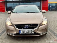 używany Volvo V40 D2 Kinetic 2016 piękny złoty kolor