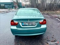 Używany BMW 318 129 KM (94 kW) 2007 Srebrny Sedan/Limuzyna