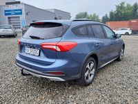 Używany Ford Focus 120 KM (88 kW) 2020 Niebieski (metalik) Sedan/Limuzyna