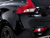 Używany Volvo V40 R-Design 150 KM (110 kW) 2020 Czarny Sedan/Limuzyna