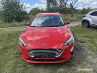 Używany Ford Focus Cool & Connect 120 KM (88 kW) 2021 Czerwony Sedan/Limuzyna
