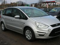 Używany Ford S-MAX S 140 KM (102 kW) 2011 Srebrny Minivan