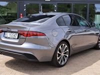 używany Jaguar XE SE