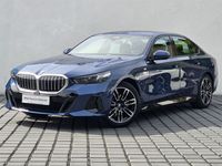 Używany BMW 520 Shadowline 197 KM (144 kW) 2024 Niebieski phytonic metalizowany Sedan/Limuzyna