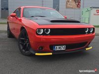 Używany Dodge Challenger 2020 Pomarańczowy Coupe