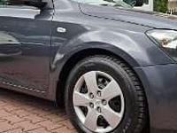 Używany Kia Ceed 90 KM (66 kW) 2010 Czarny Hatchback