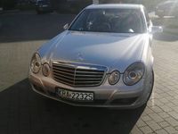 używany Mercedes E200 