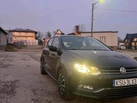 używany VW Polo z 2016 roku, silnik 1.0 benzyna, 5-drzwiowy.