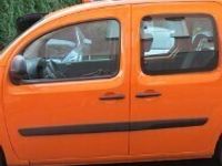 Używany Mercedes Citan 109 90 KM (66 kW) 2018 Pomarańczowy Kombi