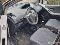 używany Toyota Yaris benzyna 1.3