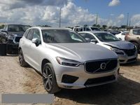 używany Volvo XC60 2019,2.0L,T5 R DESIGN,na przednie koła,porysowany