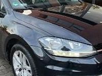 używany VW Golf VII Sportsvan